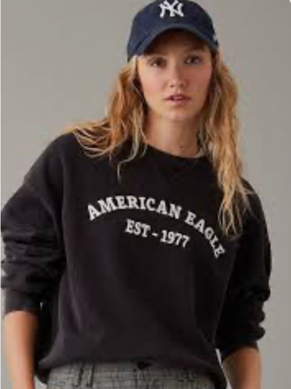 AMERICAN EAGLE Crewneck Sweatshirt size women’s small